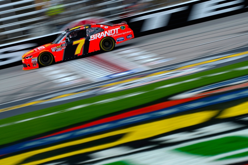 775149959TB00351_NASCAR_Xfi
