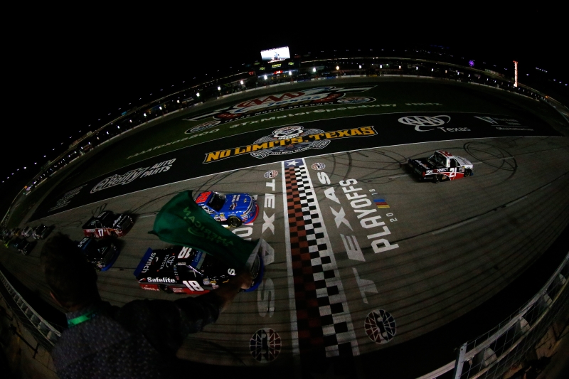 775251034JH00002_NASCAR_Cam