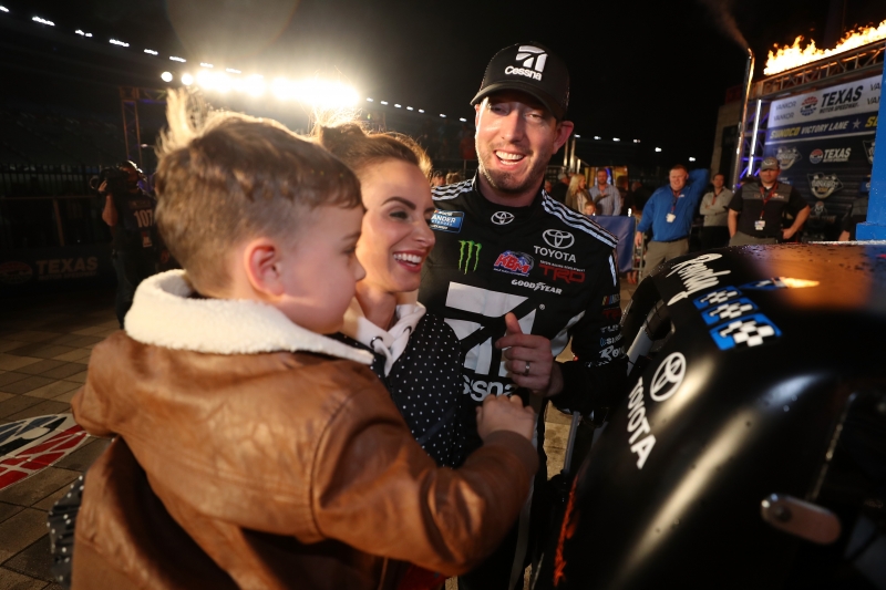 775321348CG00182_NASCAR_Gan