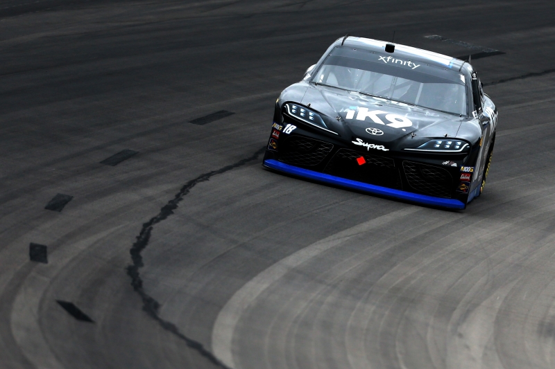 775321350BL00021_NASCAR_Xfi