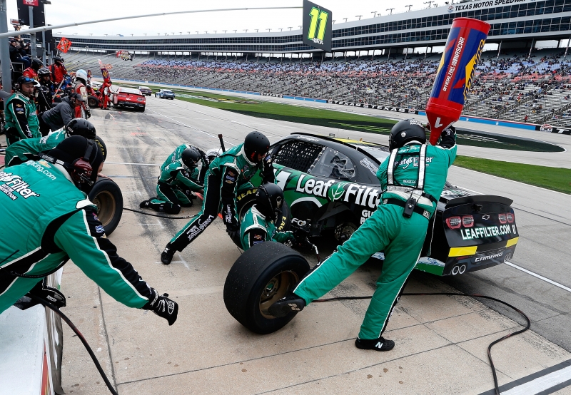 775321350BL00008_NASCAR_Xfi